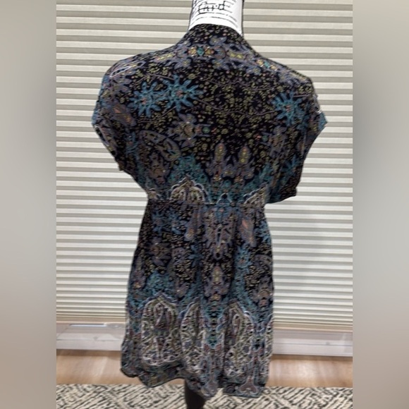 Multicolor Paisley Women's Top XL - Picture 2 of 3
